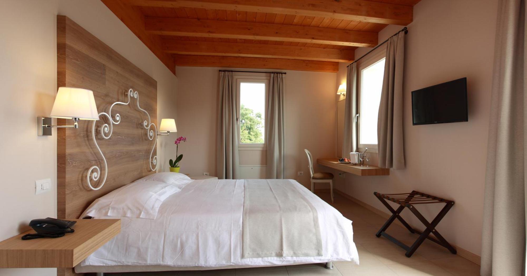 Agriturismo Corte Aurea Desenzano del Garda Buitenkant foto