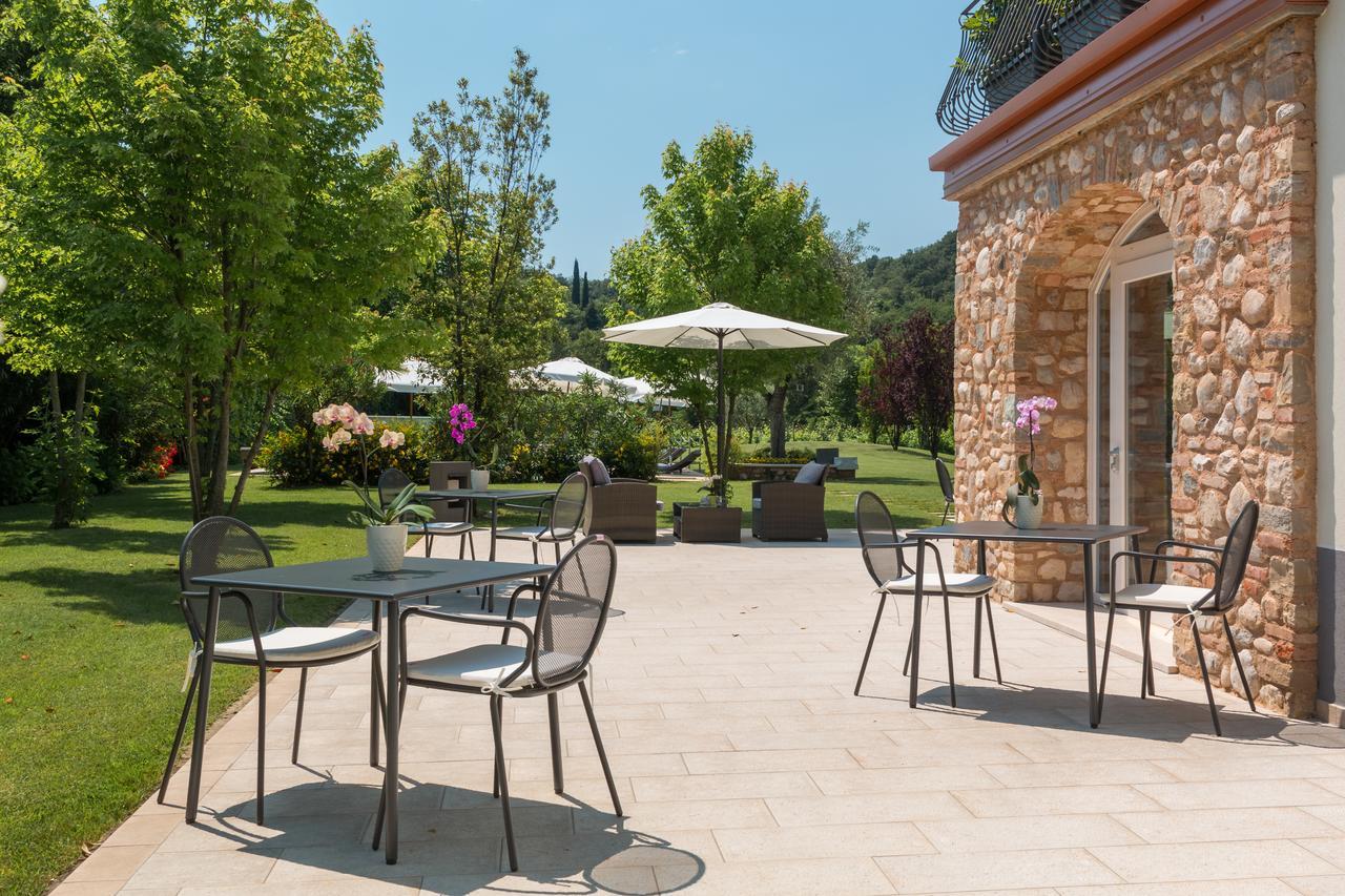 Agriturismo Corte Aurea Desenzano del Garda Buitenkant foto